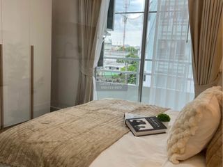 For sale 1 bed condo in Wang Thonglang, Bangkok