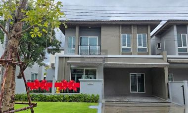 À vendre 3 chambres maison à Bang Phli, Samut Prakan