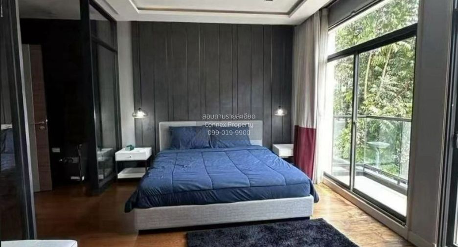 出售 4 卧室 独立屋 在 Phra Khanong, 曼谷