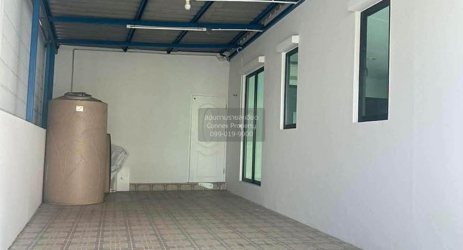 Casa adosada en venta de 3 habitaciones en Bueng Kum, Bangkok