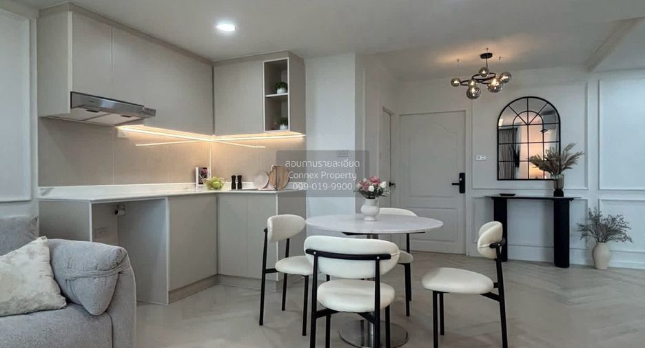 For sale 2 bedrooms condo in Huai Khwang, Bangkok