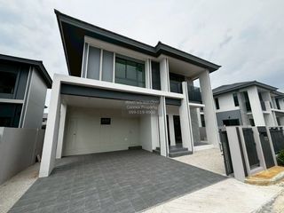 À vendre 5 chambres maison à Bang Lamung, Chonburi