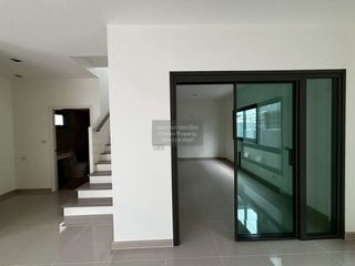 À vendre 5 chambres maison à Bang Lamung, Chonburi