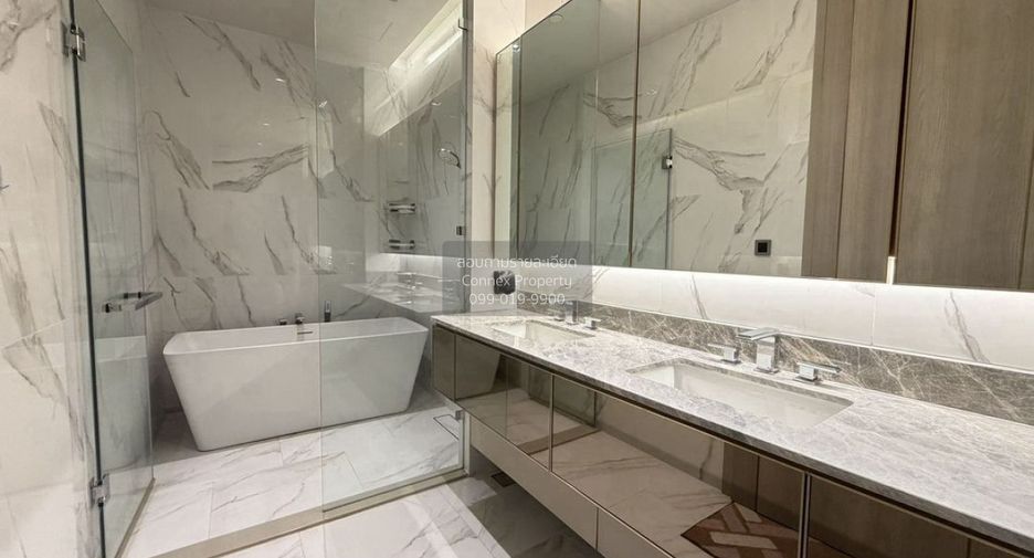 Condo en venta de 4 habitaciones en Sathon, Bangkok
