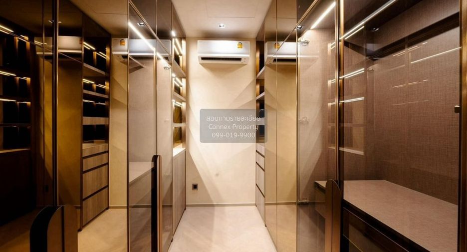 Condo en venta de 4 habitaciones en Sathon, Bangkok