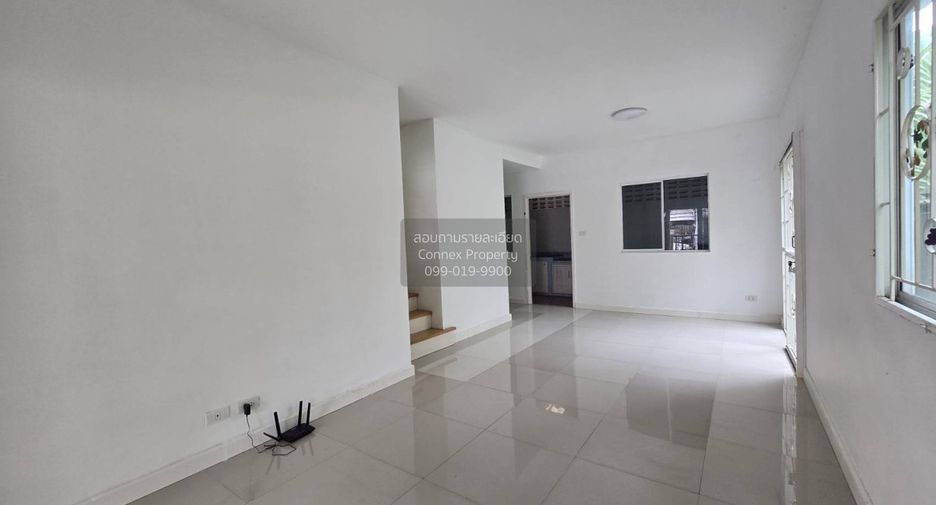 Casa adosada en venta de 3 habitaciones en Mueang Nonthaburi, Nonthaburi