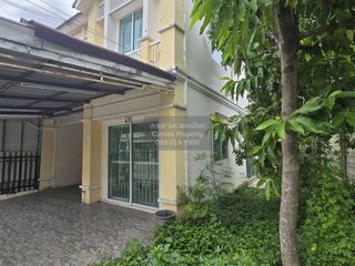 Casa adosada en venta de 3 habitaciones en Mueang Nonthaburi, Nonthaburi