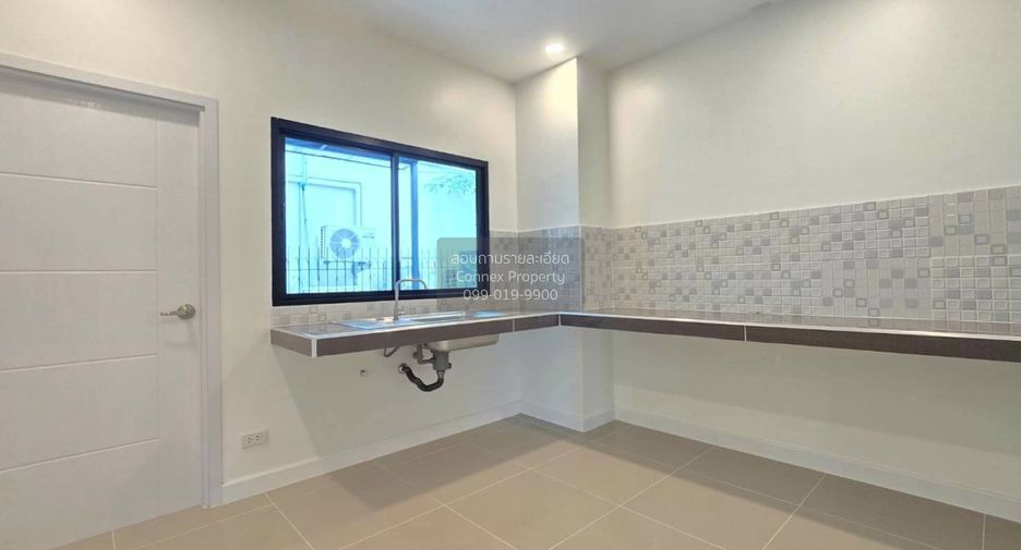 Haus zum Kauf mit 4 Zimmer in Don Mueang, Bangkok