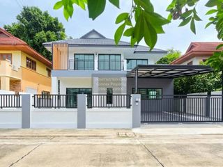 Haus zum Kauf mit 4 Zimmer in Don Mueang, Bangkok