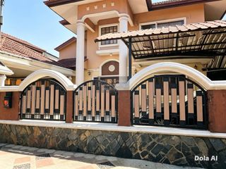 出售 8 卧室 独立屋 在 Mueang Pathum Thani, Pathum Thani