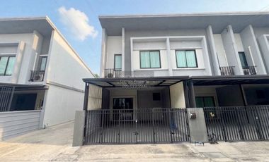 出售 3 卧室 联排别墅 在 Lam Luk Ka, Pathum Thani