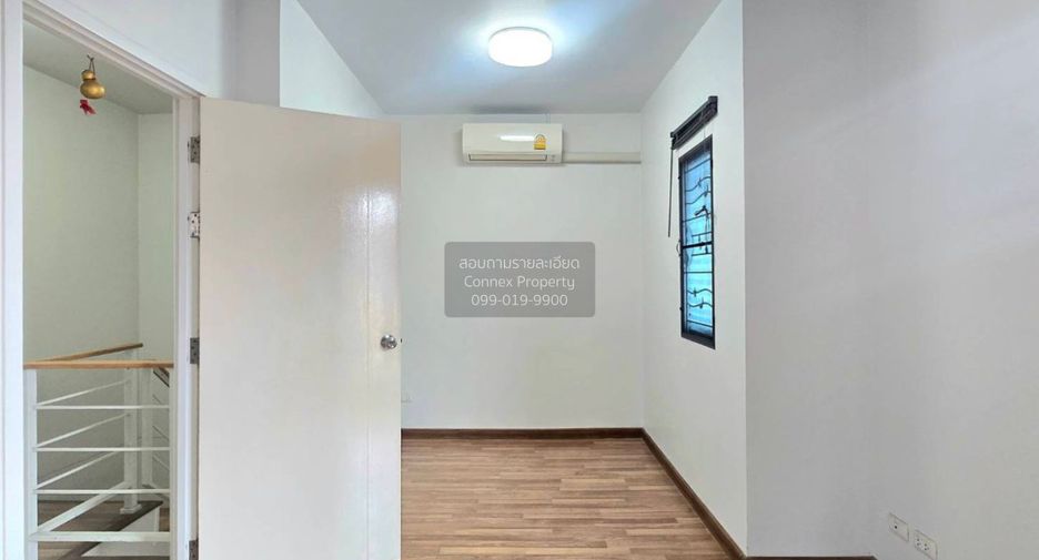 For sale 3 bedrooms townhouse in Bang Phli, Samut Prakan