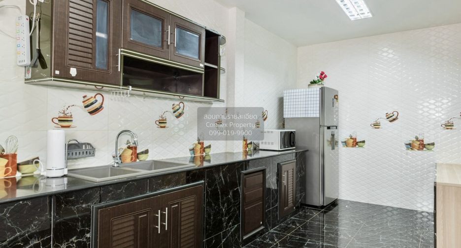 À vendre 4 chambres maison à Min Buri, Bangkok