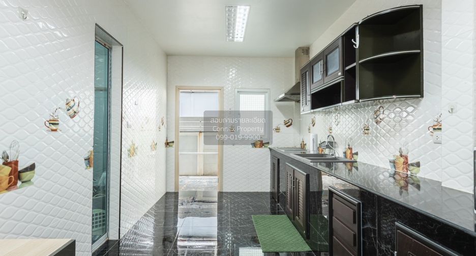 À vendre 4 chambres maison à Min Buri, Bangkok