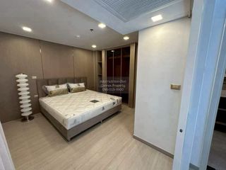 For sale 3 bedrooms condo in Huai Khwang, Bangkok