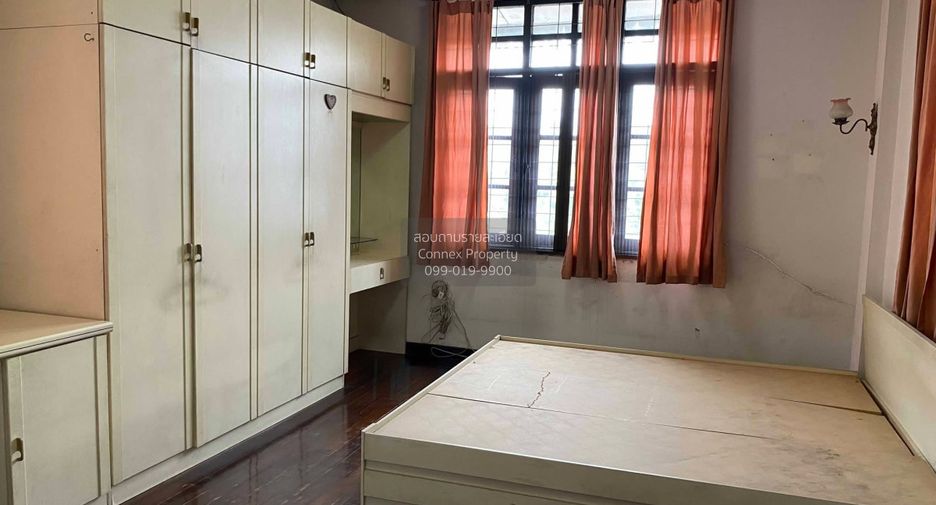 For sale 3 bedrooms house in Pak Kret, Nonthaburi