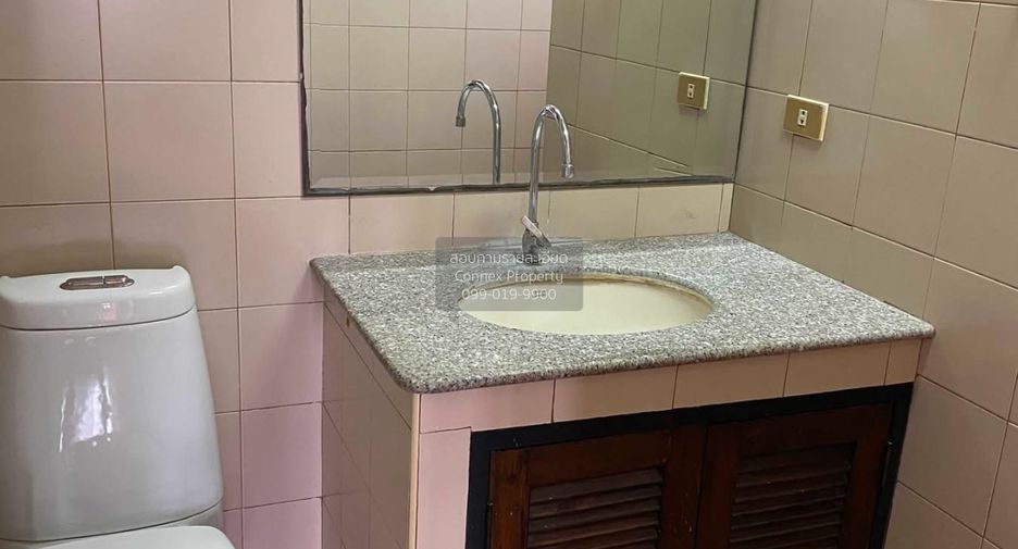 For sale 3 bedrooms house in Pak Kret, Nonthaburi