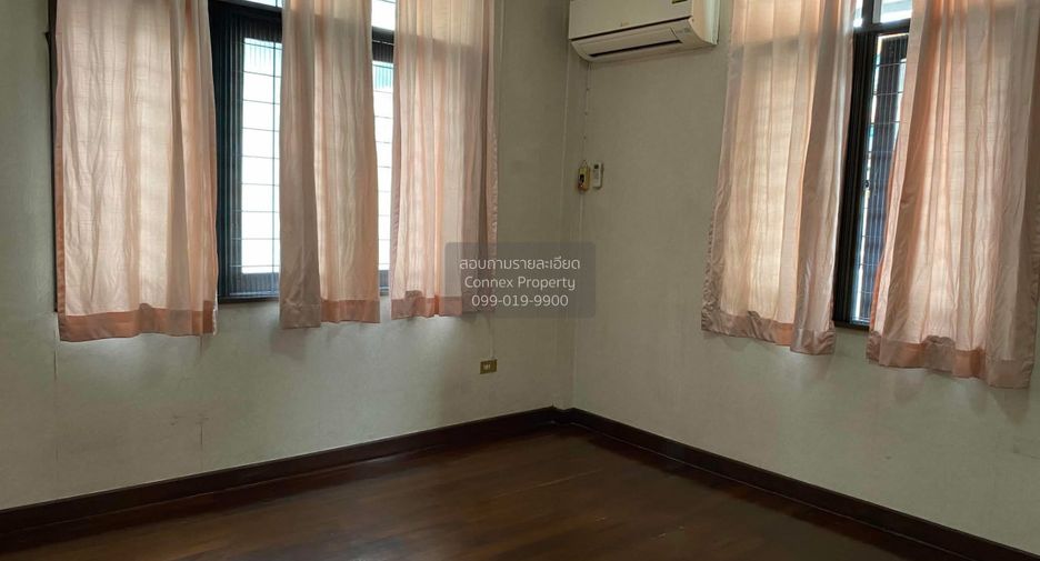 For sale 3 bedrooms house in Pak Kret, Nonthaburi
