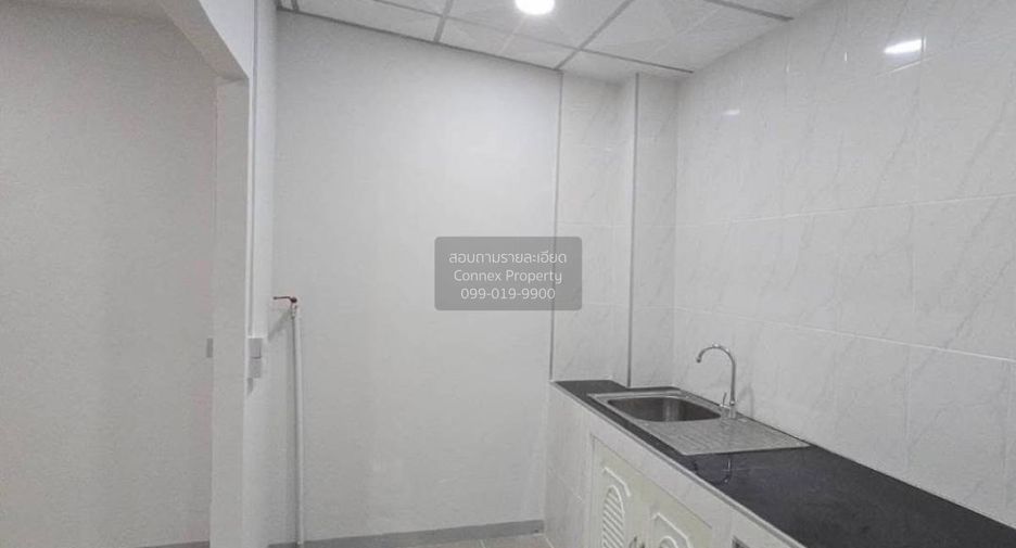 Reihenhaus zum Kauf mit 2 Zimmer in Bang Bua Thong, Nonthaburi
