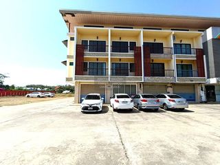 出售 4 卧室 商业空间 在 Nuea Khlong, Krabi