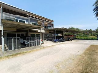 出售 2 卧室 商业空间 在 Mueang Krabi, Krabi