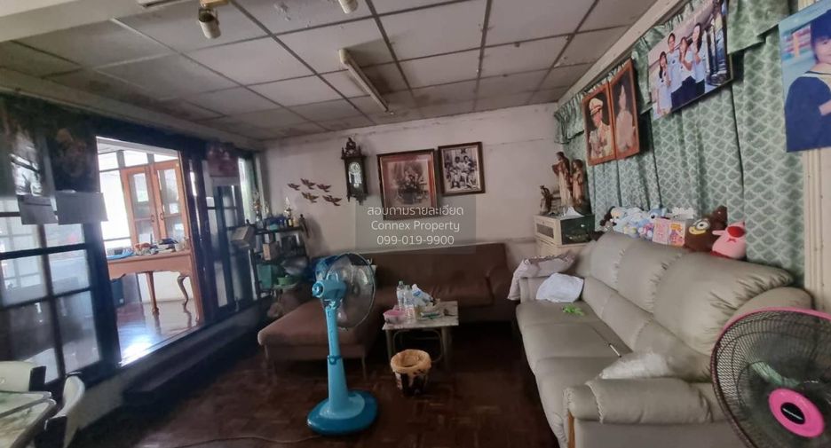 Haus zum Kauf mit 1 Zimmer in Bang Na, Bangkok
