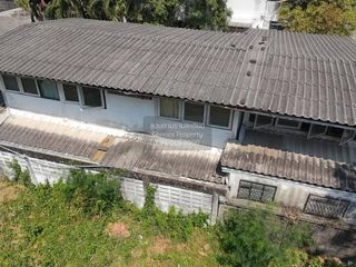 Haus zum Kauf mit 1 Zimmer in Bang Na, Bangkok