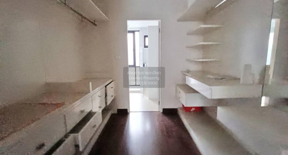 Casa adosada en venta de 3 habitaciones en Wang Thonglang, Bangkok