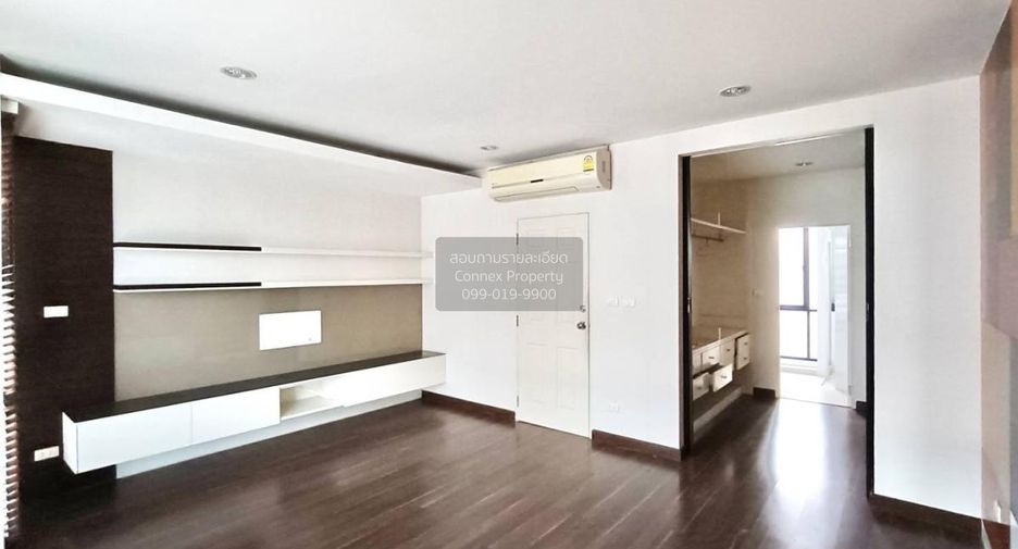 Casa adosada en venta de 3 habitaciones en Wang Thonglang, Bangkok