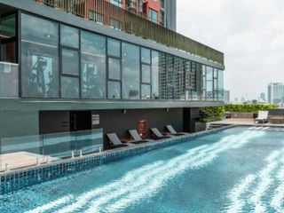 For sale 2 bedrooms condo in Bang Phlat, Bangkok
