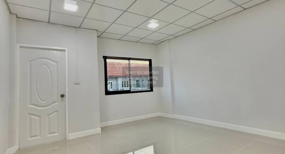 Reihenhaus zum Kauf mit 2 Zimmer in Bang Bua Thong, Nonthaburi