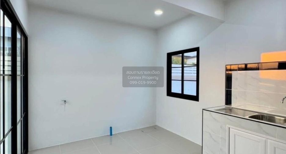 出售 3 卧室 独立屋 在 Sai Noi, Nonthaburi