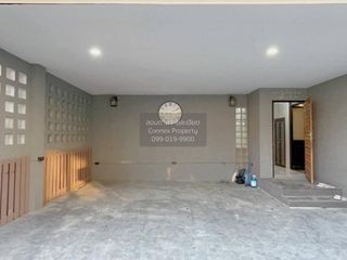 出售 3 卧室 独立屋 在 Wang Thong Lang, 曼谷