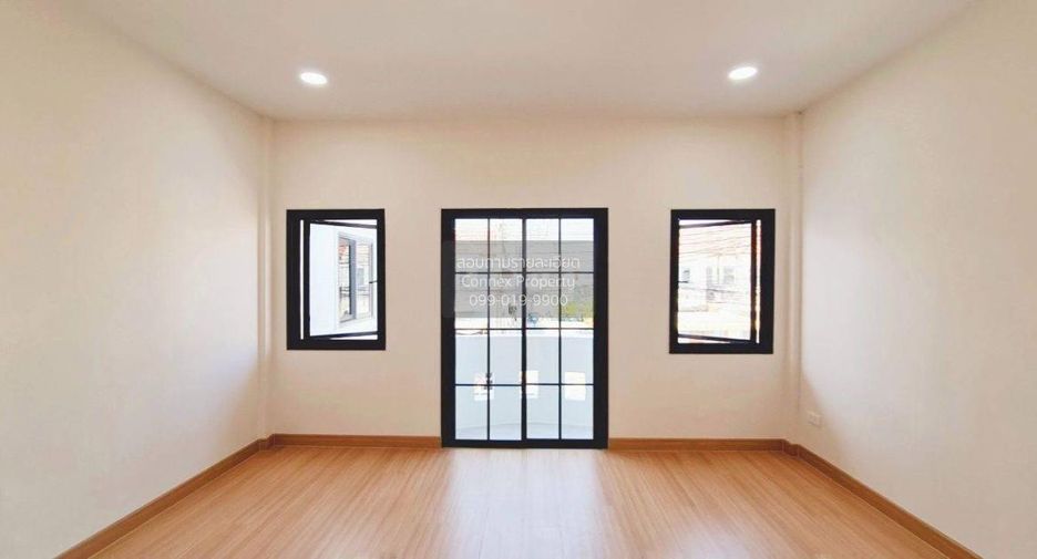 For sale 2 bedrooms townhouse in Sai Noi, Nonthaburi