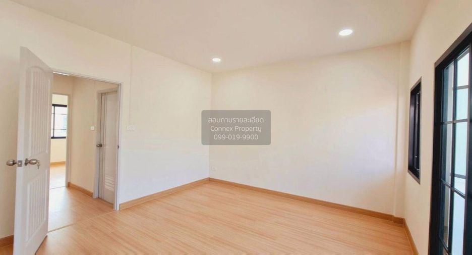 For sale 2 bedrooms townhouse in Sai Noi, Nonthaburi