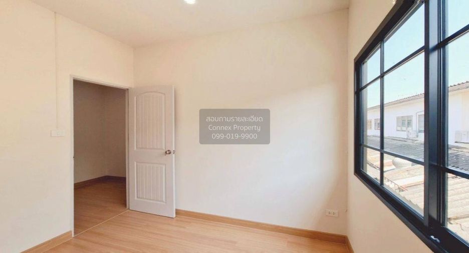 For sale 2 bedrooms townhouse in Sai Noi, Nonthaburi
