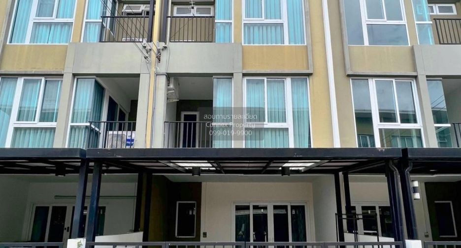 À vendre 3 chambres maison de ville à Bang Phli, Samut Prakan
