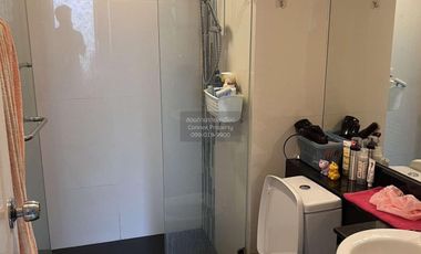 For sale 1 bed condo in Bang Phlat, Bangkok