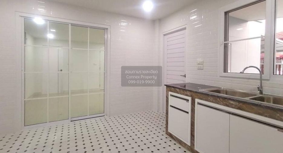 Haus zum Kauf mit 5 Zimmer in Bang Bua Thong, Nonthaburi