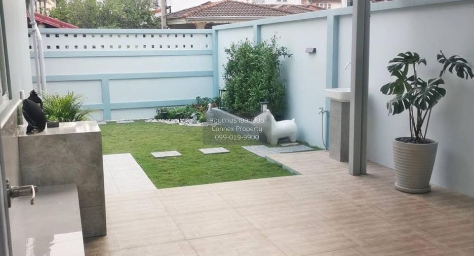 Haus zum Kauf mit 5 Zimmer in Bang Bua Thong, Nonthaburi
