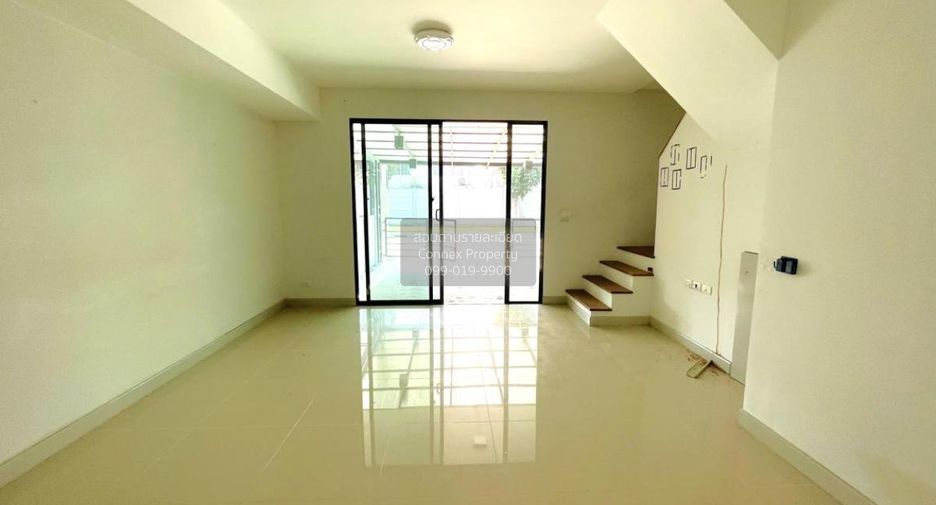 Reihenhaus zum Kauf mit 3 Zimmer in Pak Kret, Nonthaburi
