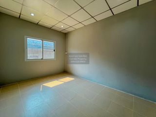 Haus zum Kauf mit 2 Zimmer in Bang Khae, Bangkok