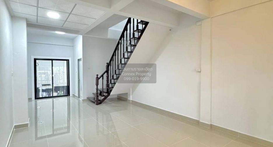 Reihenhaus zum Kauf mit 2 Zimmer in Pak Kret, Nonthaburi