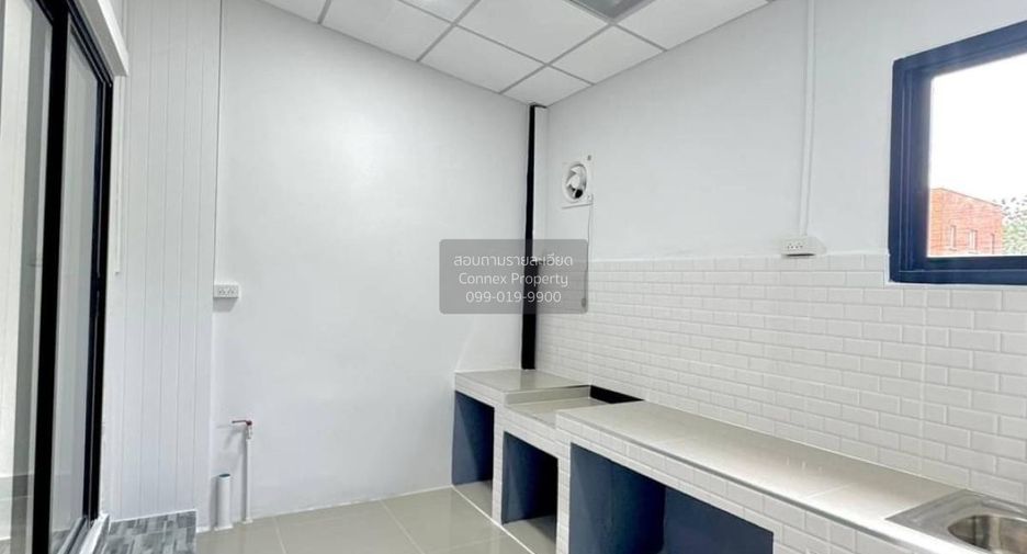 Reihenhaus zum Kauf mit 2 Zimmer in Pak Kret, Nonthaburi