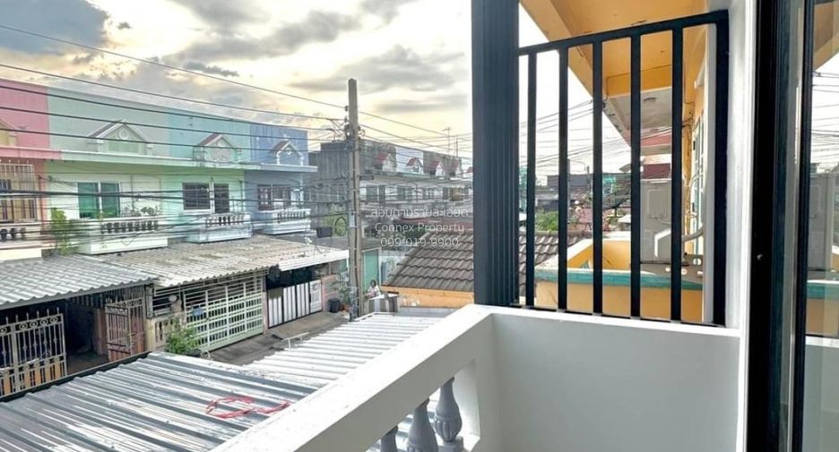 Reihenhaus zum Kauf mit 2 Zimmer in Pak Kret, Nonthaburi