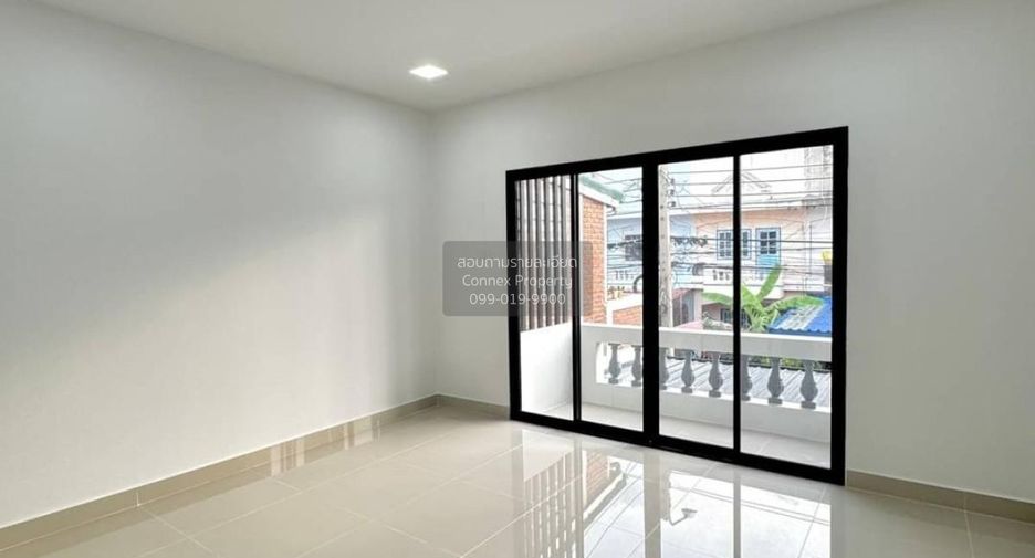 Reihenhaus zum Kauf mit 2 Zimmer in Pak Kret, Nonthaburi