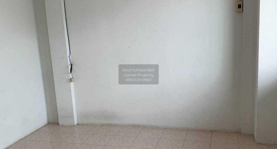 For sale 2 ベッドルーム townhouse in Bang Len, Nakhon Pathom