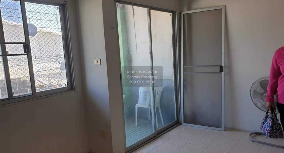 For sale 2 ベッドルーム townhouse in Bang Len, Nakhon Pathom