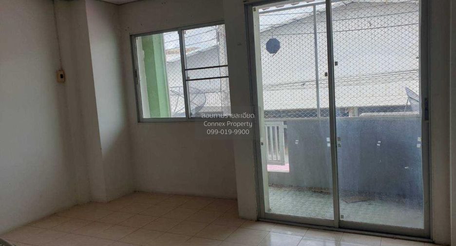 For sale 2 ベッドルーム townhouse in Bang Len, Nakhon Pathom
