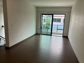 Haus zum Kauf mit 4 Zimmer in Bang Khen, Bangkok